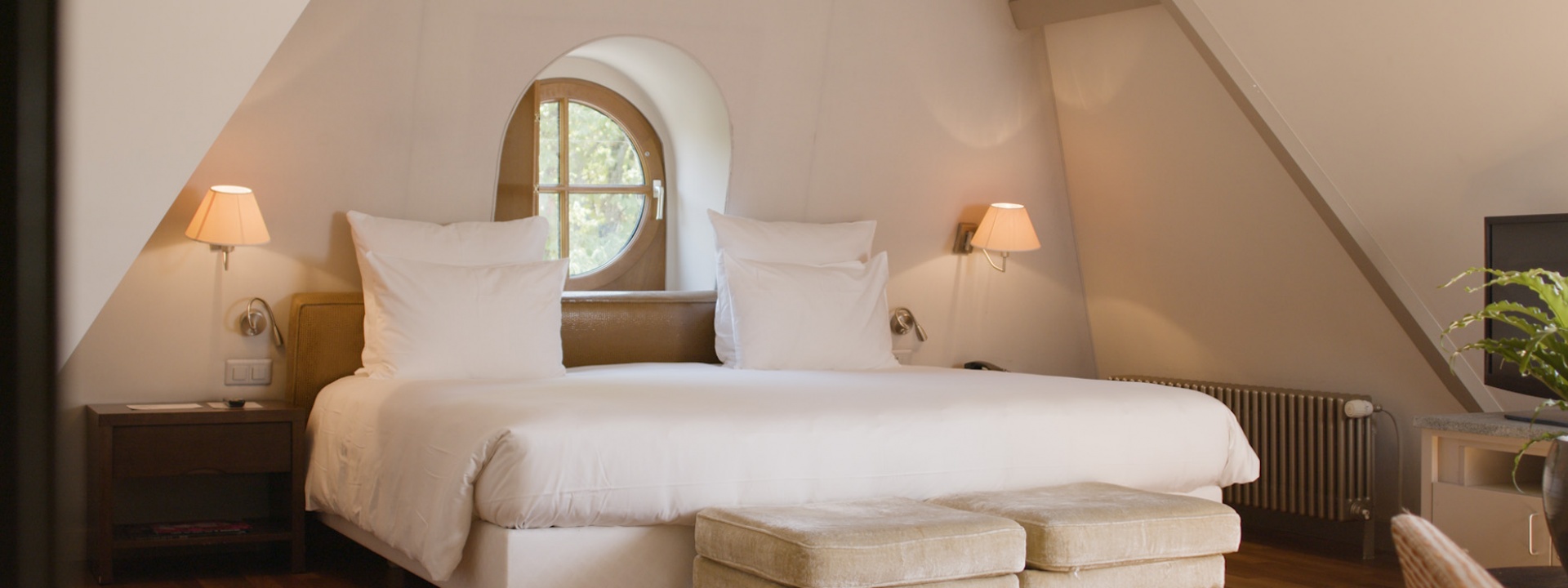 Restaurant Hotel ✰✰✰✰ du Parc des Eaux-vives - Hotel Restaurant du Parc des Eaux-Vives